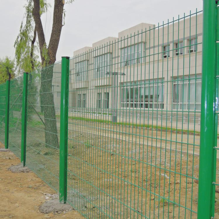 小区桃型柱护栏网图片3