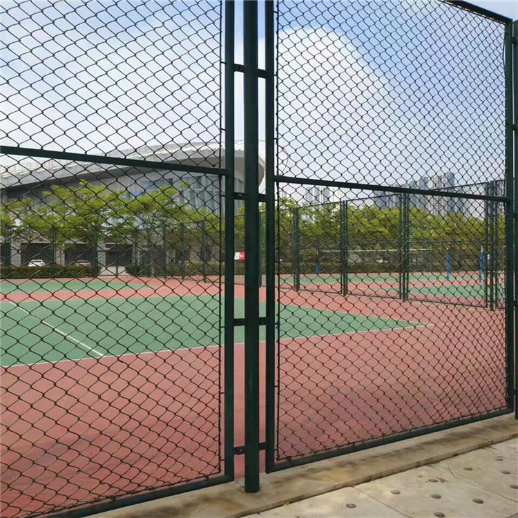 学校体育场隔离网