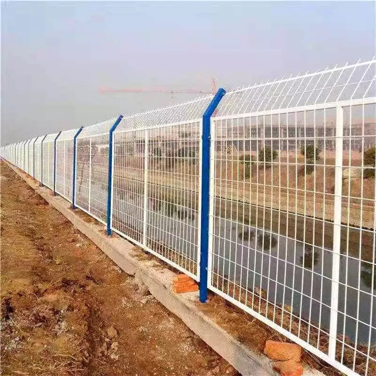 新建水源地金属隔离网图片2