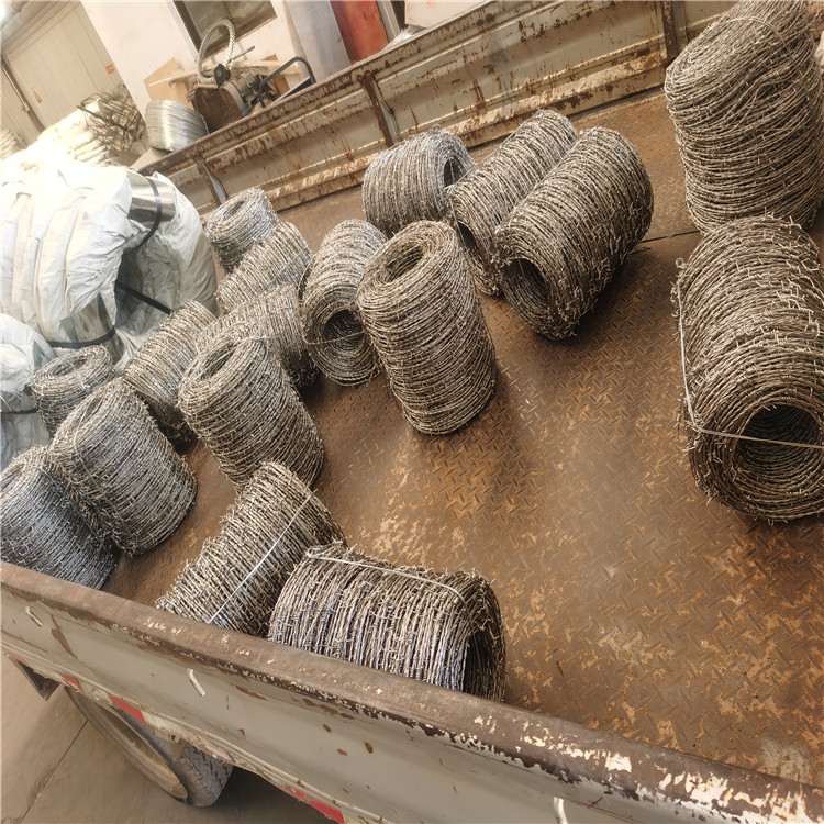 热镀锌刺绳图片3